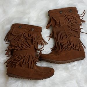 Minnetonka leather BOHO 3 layer fringe boots 13